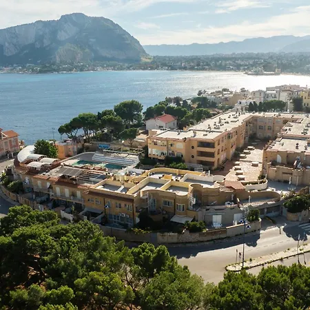 Medea * Mondello
